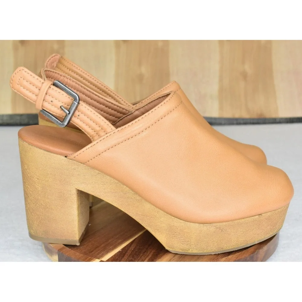 Universal Thread Watson Women Sz 7 Tan Platform Slingback Closed Toe Block Heel